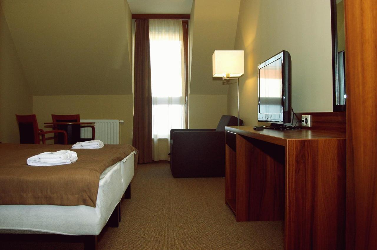 Fiaker Panzio Bed & Breakfast Zalaszentgrot Luaran gambar