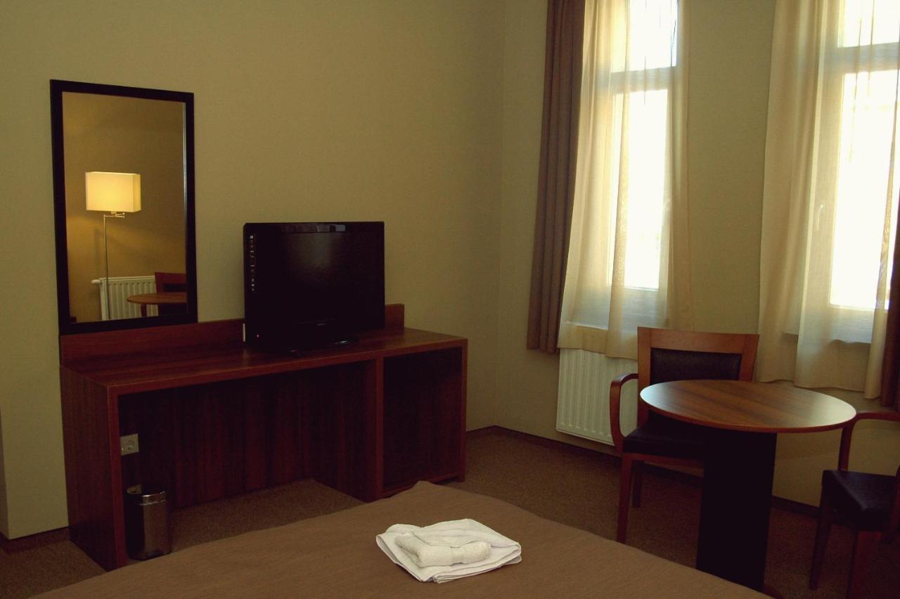 Fiaker Panzio Bed & Breakfast Zalaszentgrot Luaran gambar